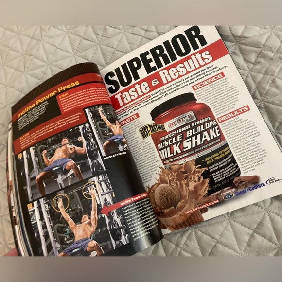 Muscle & Fitness Magazine MAY 2009 Famous Arnold Schwarzenegger Issue! - Picture 10 of 16